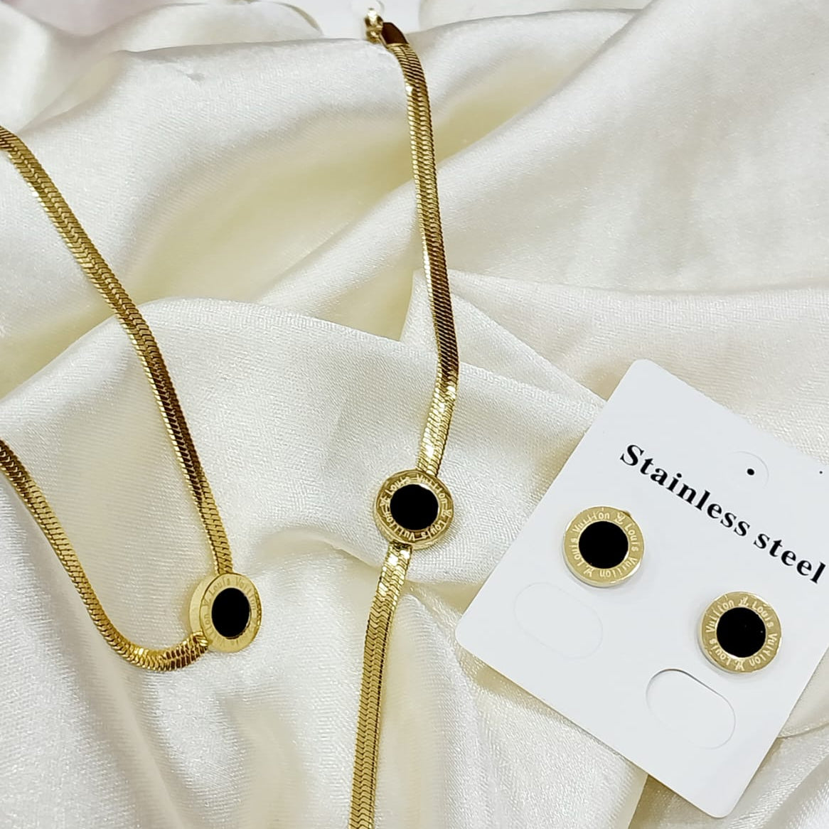 Stainless Steel Circle Of Elegance Set