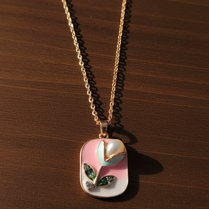VINTAGE ROSE PEARL NECKLACE