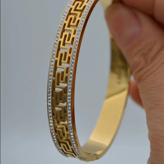 Celestia Gold Bangle