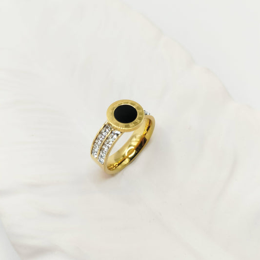 BLACK STONE RING